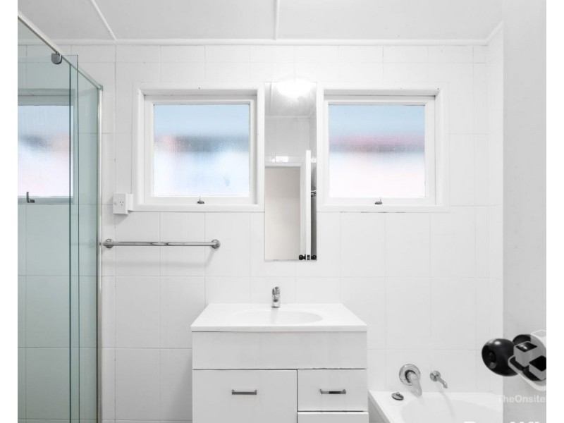 23 The Esplanade, St Lucia QLD 4067