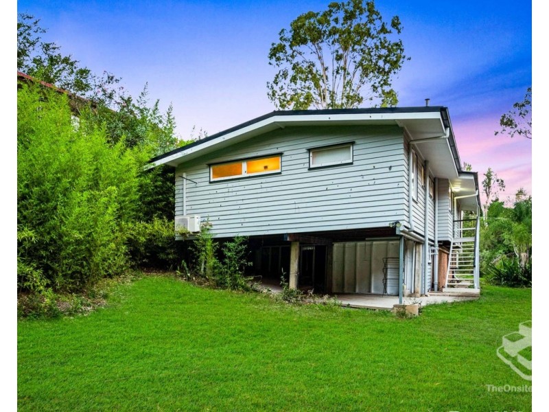 23 The Esplanade, St Lucia QLD 4067