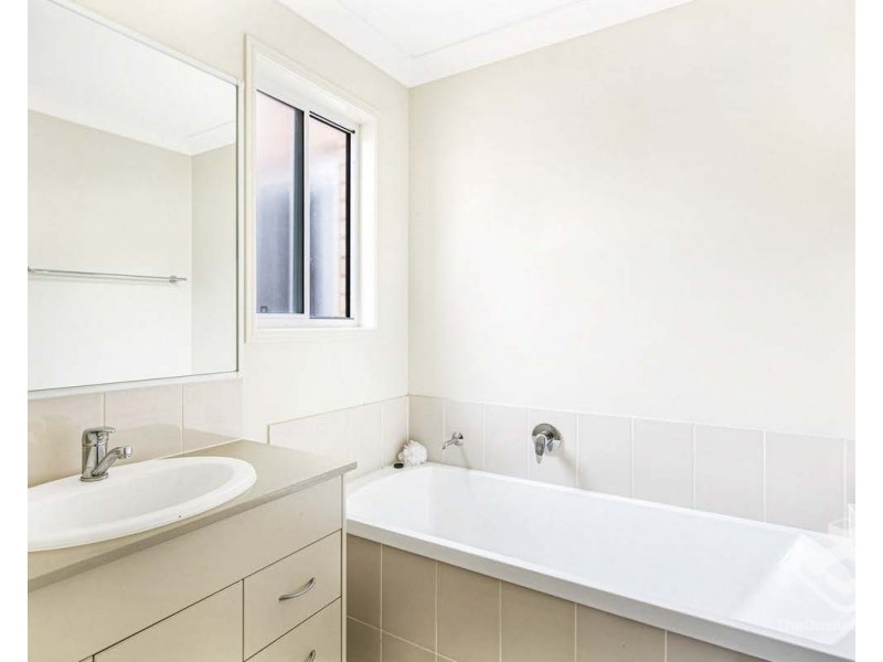 3 Nicole Street, Redbank QLD 4301