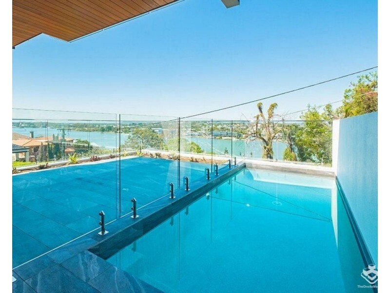 21 Quarry Street, Hamilton QLD 4007