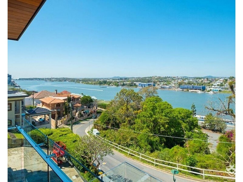 21 Quarry Street, Hamilton QLD 4007