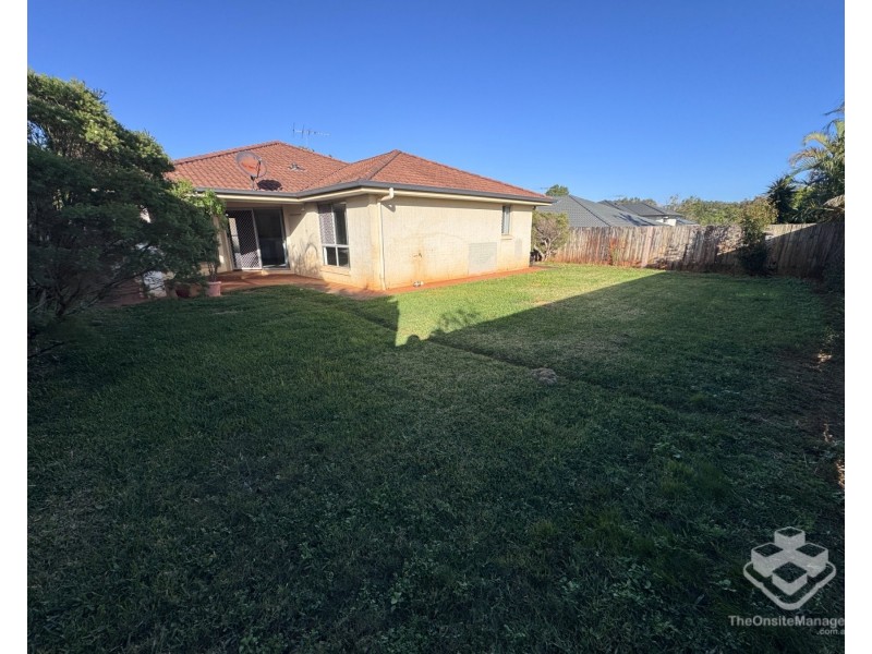 18 Shaw Place, Redland Bay QLD 4165