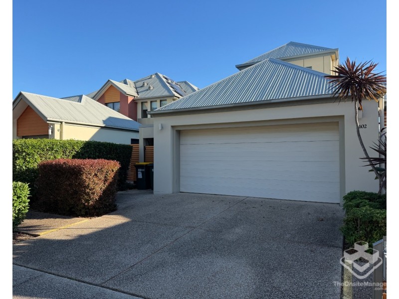 2102/1 The Vistas Drive, Carrara QLD 4211