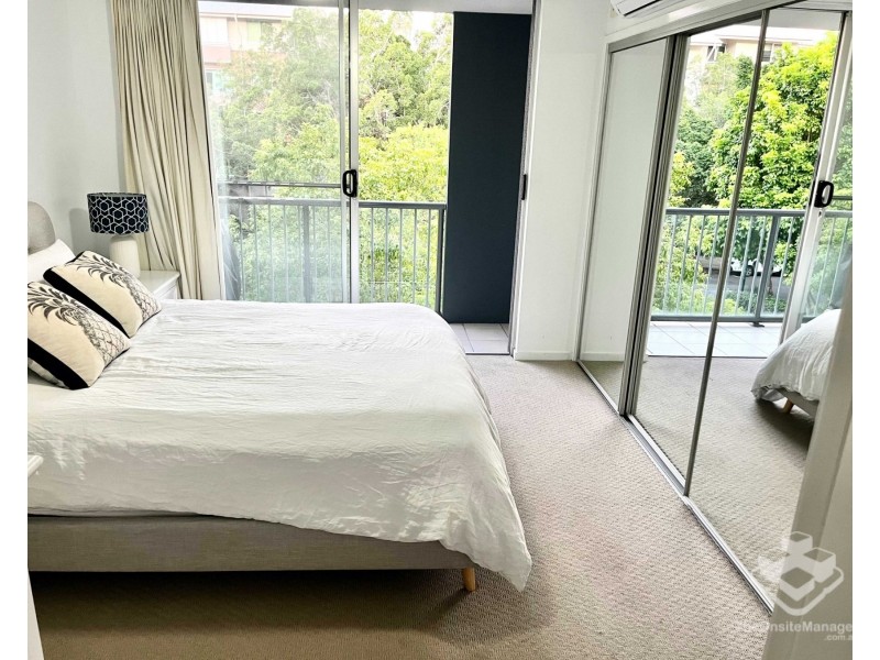 ID:21186896/10 Vernon Terrace, Teneriffe QLD 4005