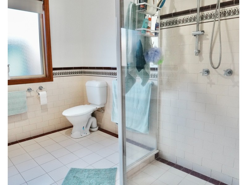 12 Saltwater Terrace, Helensvale QLD 4212