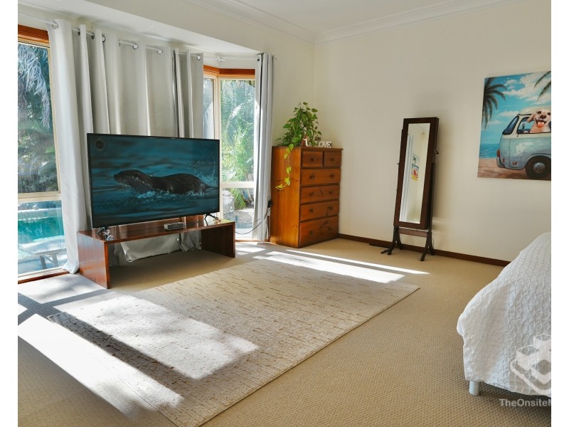 12 Saltwater Terrace, Helensvale QLD 4212