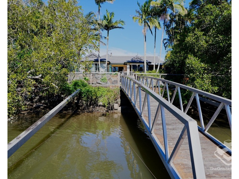 12 Saltwater Terrace, Helensvale QLD 4212