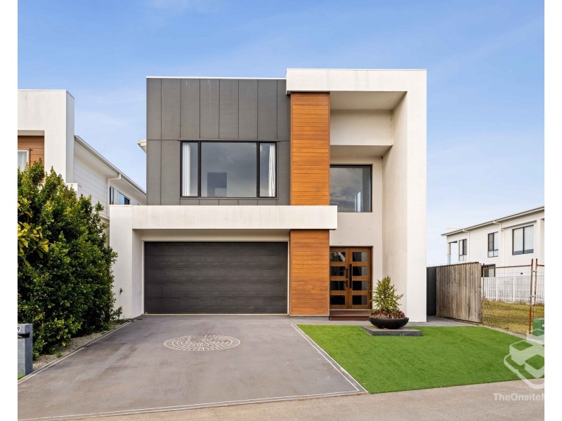29 Santa Monica Boulevard, Hope Island QLD 4212