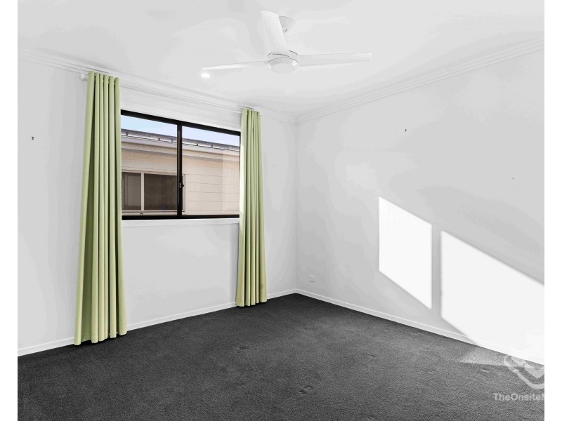 29 Santa Monica Boulevard, Hope Island QLD 4212