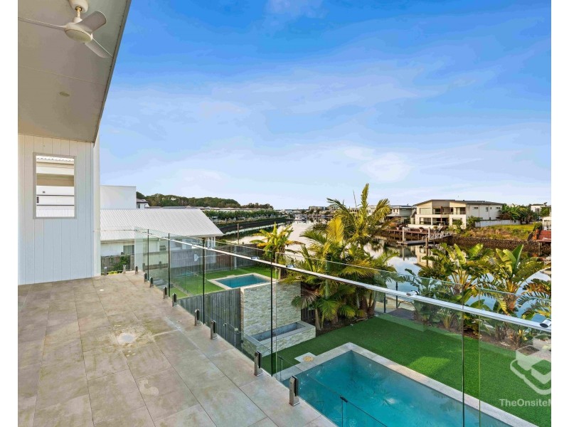 29 Santa Monica Boulevard, Hope Island QLD 4212