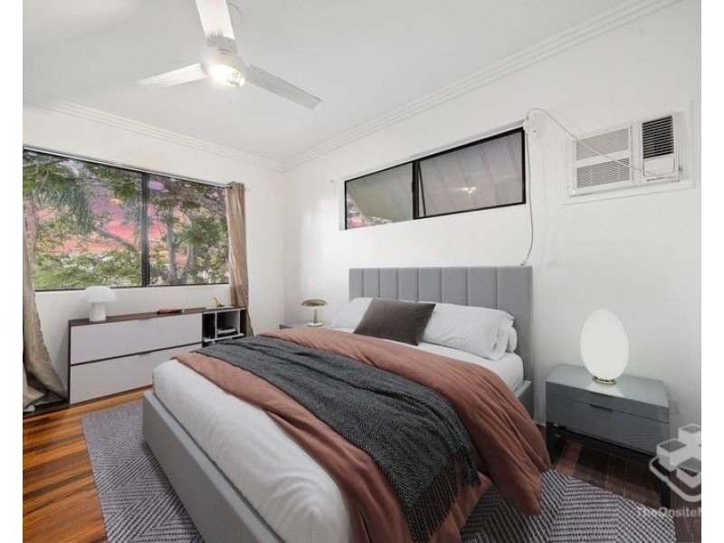 124 Bardon Road, Kingston QLD 4114
