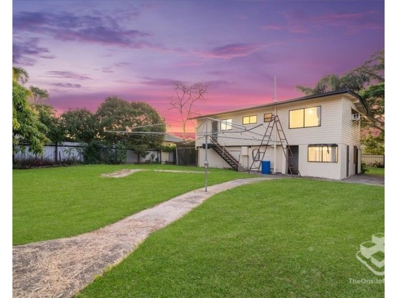 124 Bardon Road, Kingston QLD 4114