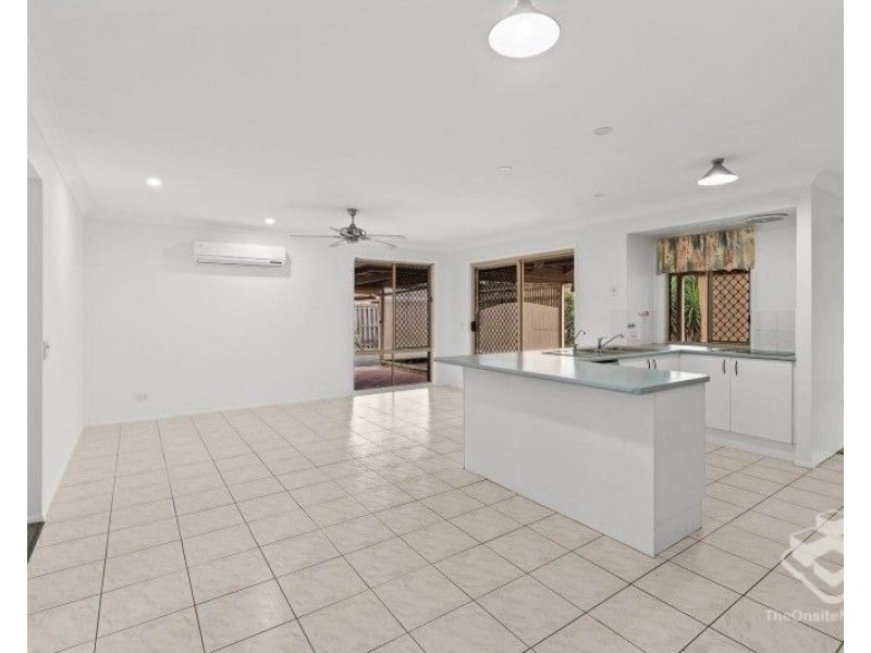 17 Allenby Crescent, Windaroo QLD 4207