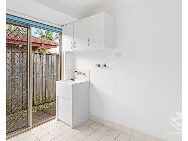 17 Allenby Crescent, Windaroo QLD 4207