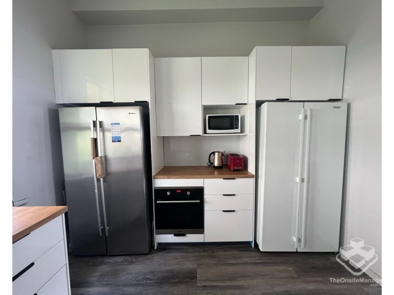 37 Sedgebrook Street, Spring Hill QLD 4000