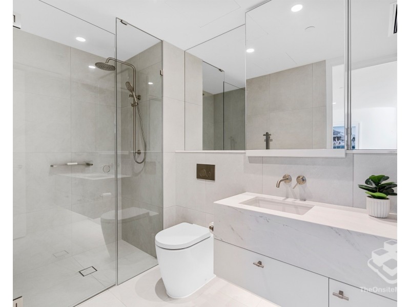ID:21187231/7-9 Northcliffe Terrace, Surfers Paradise QLD 4217