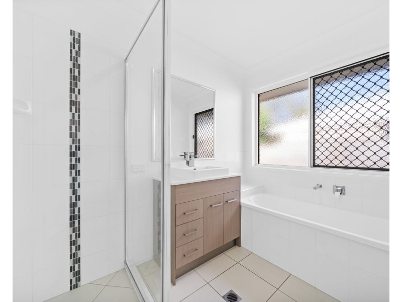47 Pyrus Place, Redland Bay QLD 4165