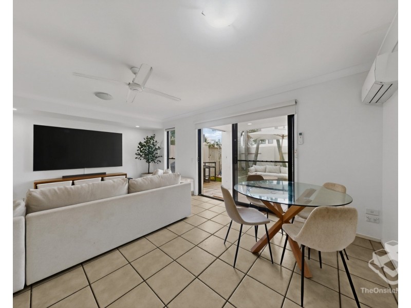34/60 Caseys Road, Hope Island QLD 4212