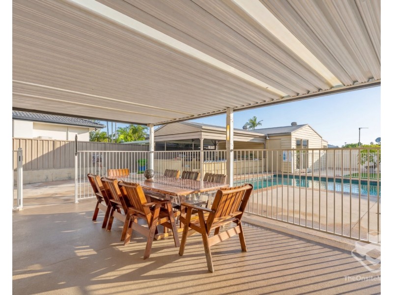 10 Greenwood Court, Helensvale QLD 4212