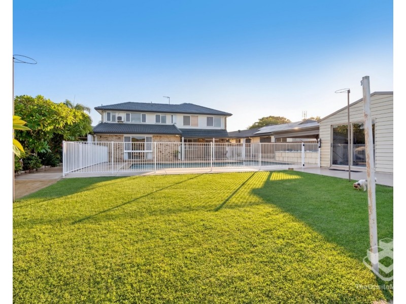 10 Greenwood Court, Helensvale QLD 4212
