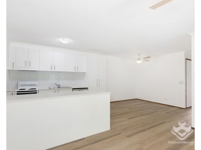 1/13 Cannington Place, Helensvale QLD 4212