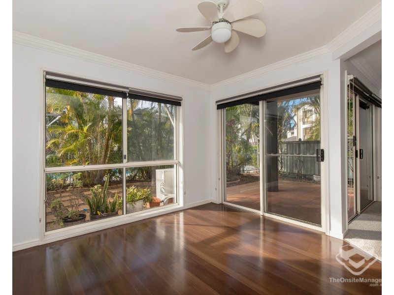 45/82 Limetree Parade, Runaway Bay QLD 4216