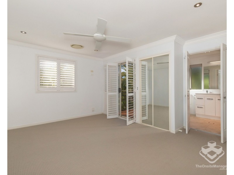 45/82 Limetree Parade, Runaway Bay QLD 4216