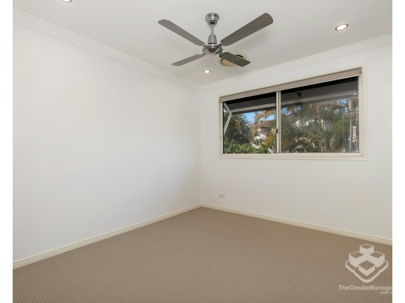45/82 Limetree Parade, Runaway Bay QLD 4216