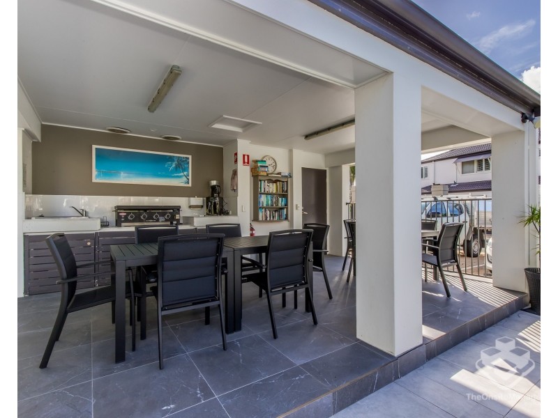 45/82 Limetree Parade, Runaway Bay QLD 4216