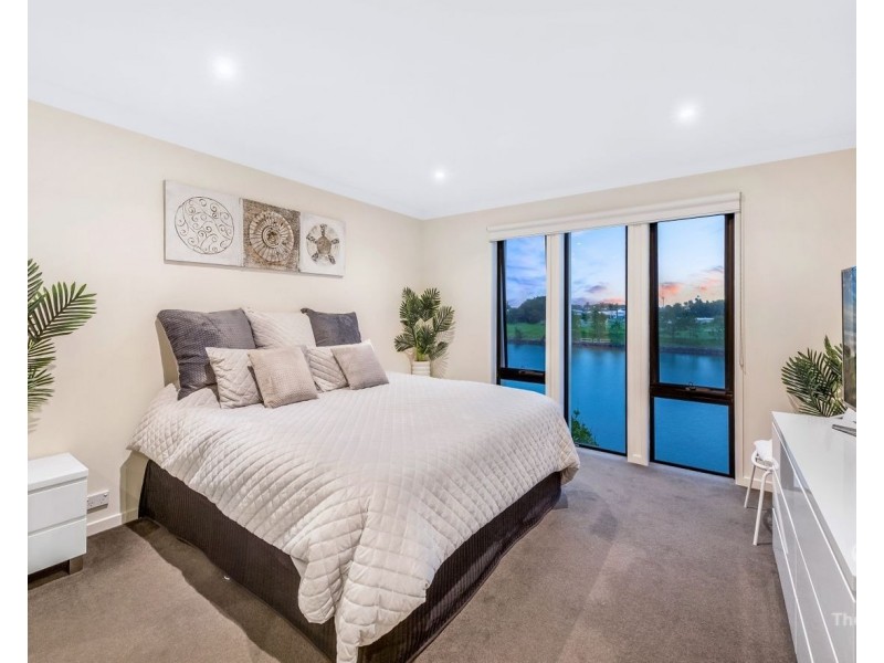 ID:21187587/126 Marina Quays Boulevard, Hope Island QLD 4212