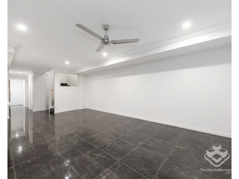 ID:21187612/18 Tian Crescent, Upper Coomera QLD 4209