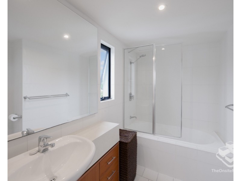 ID:21187732/26 Holland Street, Toowong QLD 4066