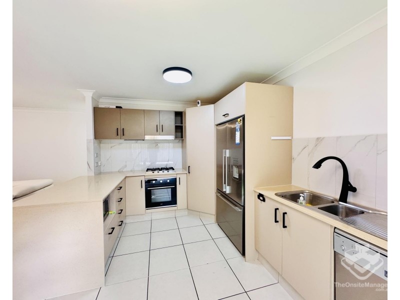 10/446 Pine Ridge Road, Coombabah QLD 4216