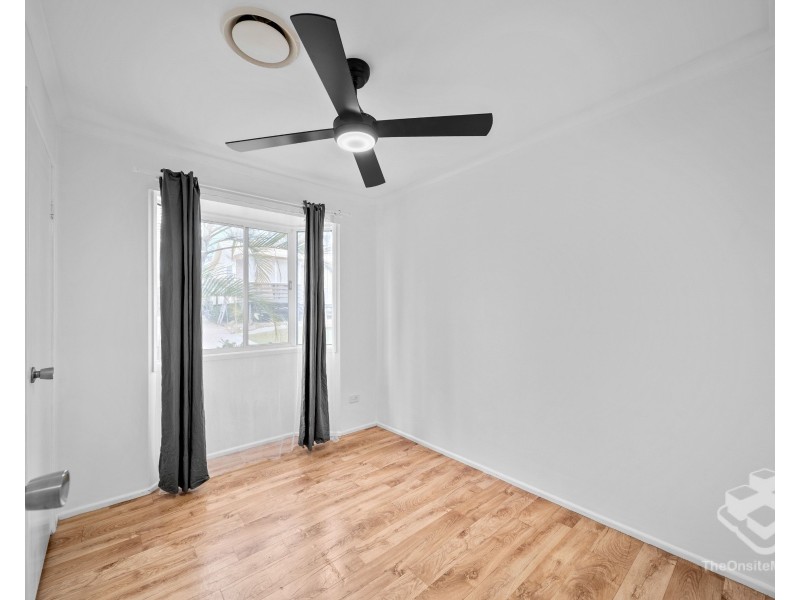 27 Woodlands Drive, Stapylton QLD 4207