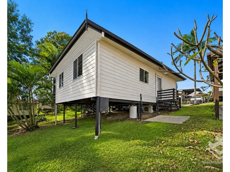 27 Woodlands Drive, Stapylton QLD 4207