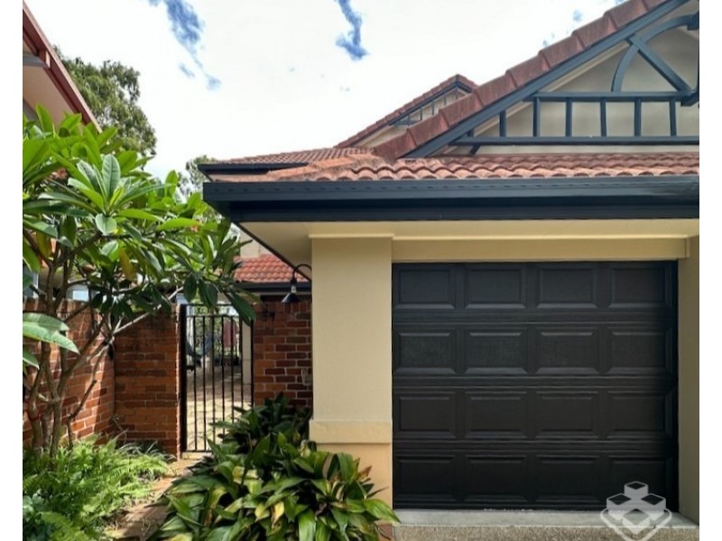 223/125 Hansford Road, Coombabah QLD 4216