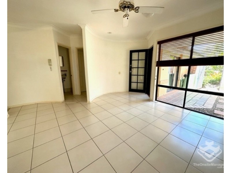 223/125 Hansford Road, Coombabah QLD 4216