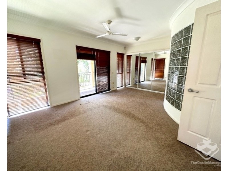 223/125 Hansford Road, Coombabah QLD 4216