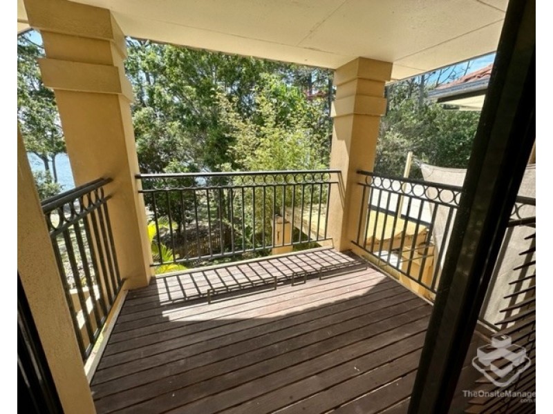 223/125 Hansford Road, Coombabah QLD 4216