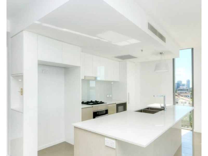 ID:21187822/378 Marine Parade, Labrador QLD 4215