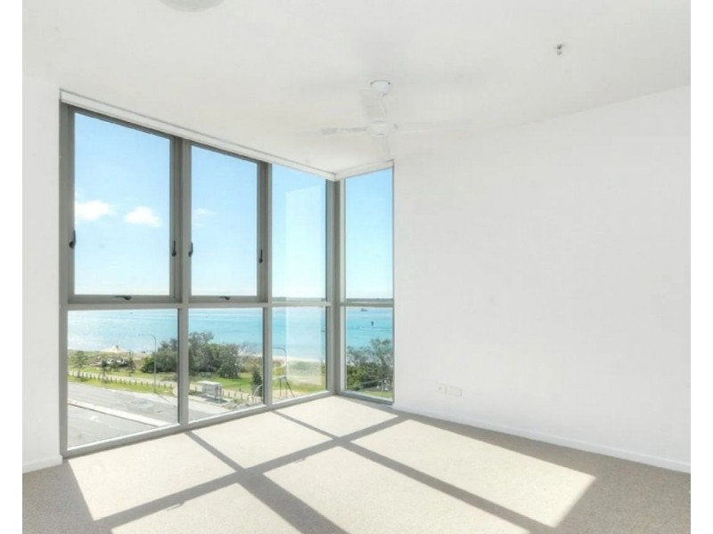ID:21187822/378 Marine Parade, Labrador QLD 4215
