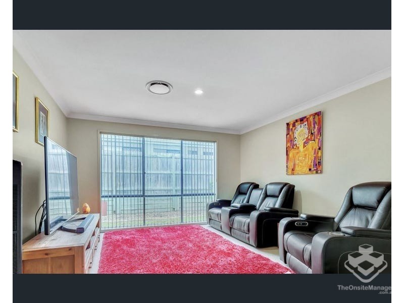 10 Parkside Place, Forest Lake QLD 4078