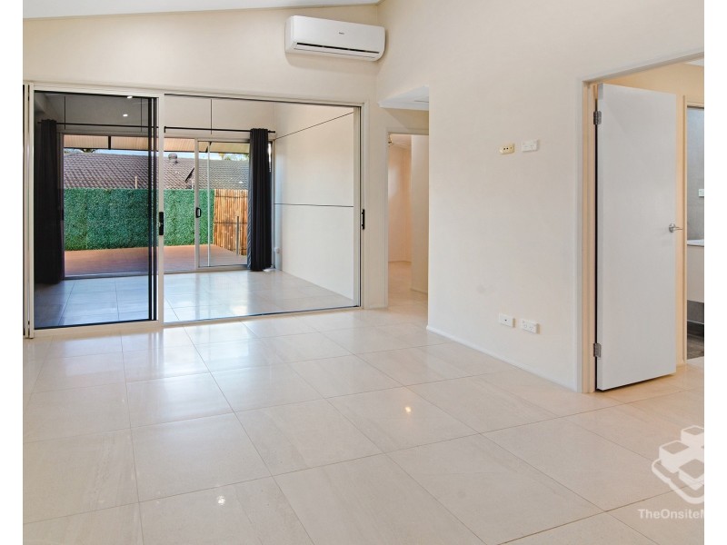 1 Kingfield Court, Regents Park QLD 4118