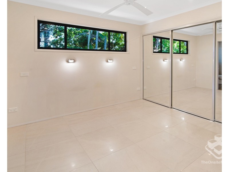 1 Kingfield Court, Regents Park QLD 4118