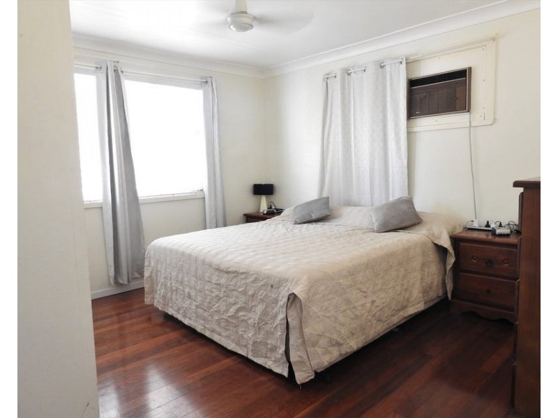 6 Koumala Street, Mansfield QLD 4122