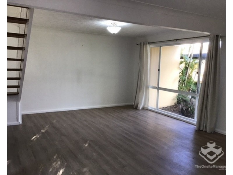 ID:21188114/50 Saint Kevins Avenue, Benowa QLD 4217