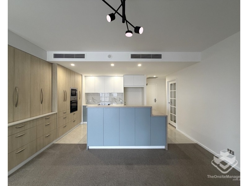 3053/3029 The Boulevard, Carrara QLD 4211
