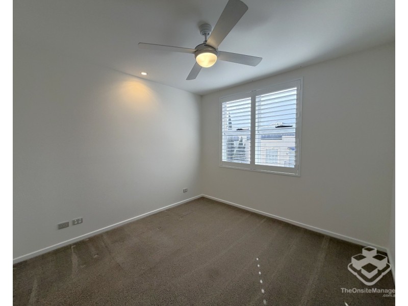 3053/3029 The Boulevard, Carrara QLD 4211