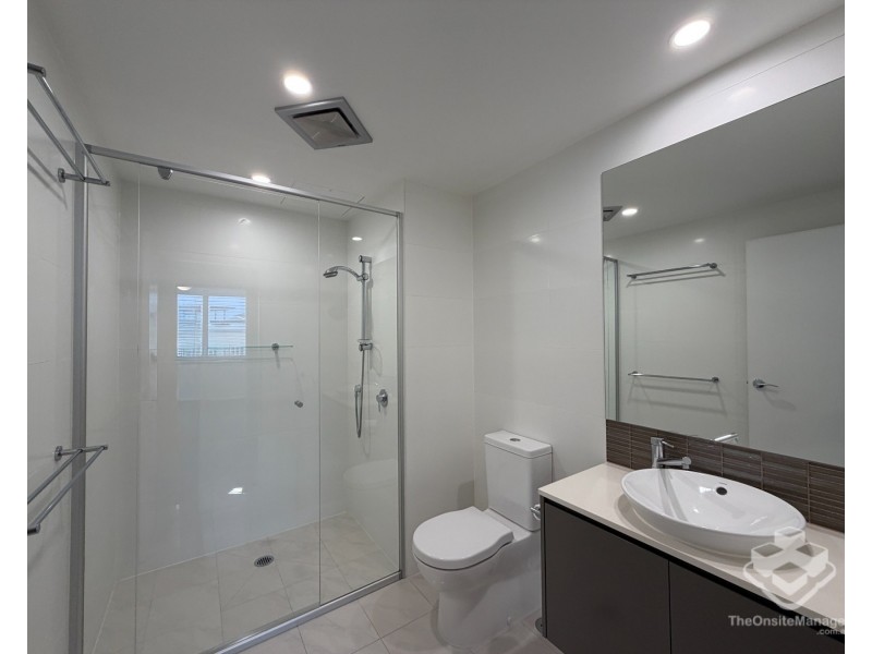 3053/3029 The Boulevard, Carrara QLD 4211