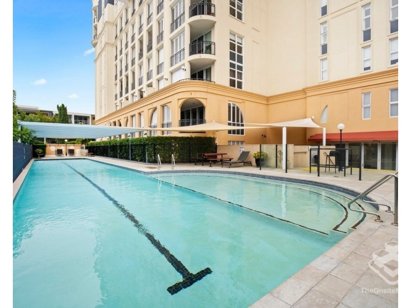3053/3029 The Boulevard, Carrara QLD 4211